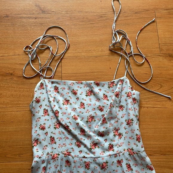 Reformation Presley Dress Petunia Floral - Picture 8 of 15